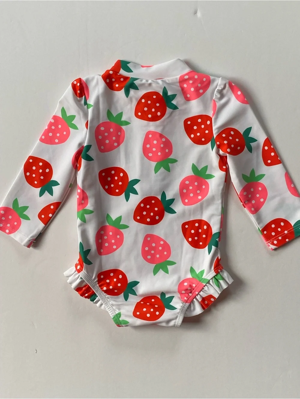 GAP rashguard swimsuit
